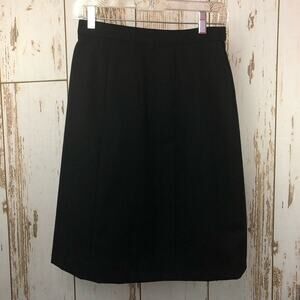 DSCP Quarterdeck Uniform Skirt. Size 10P. In excellent condition!